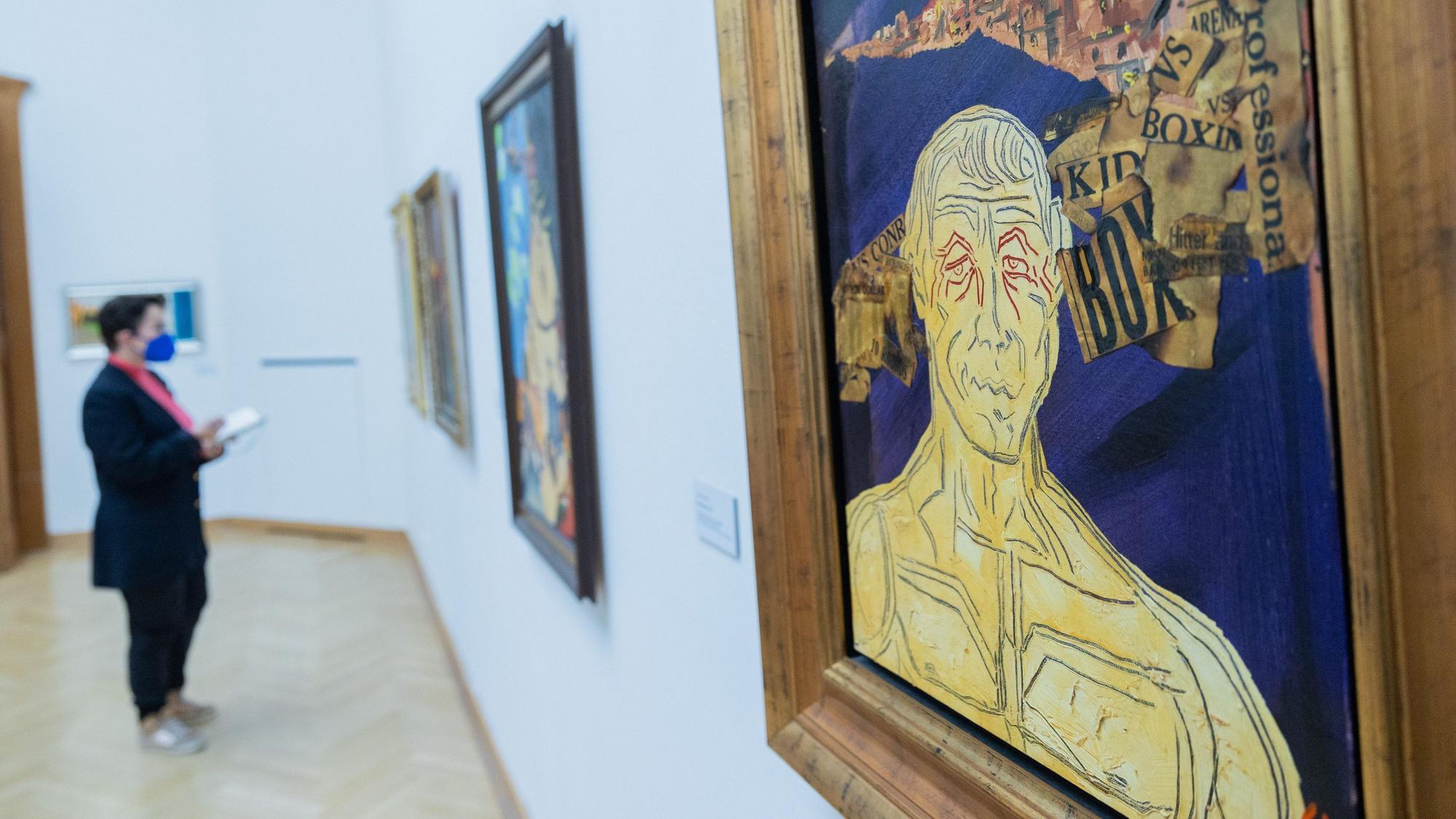 Das Werk "Finding Rocky" (1975) von Sylvester Stallone hängt in der Ausstellung "Sylvester Stallone - Retrospektive zum 75. Geburtstag" im Osthaus Museum.