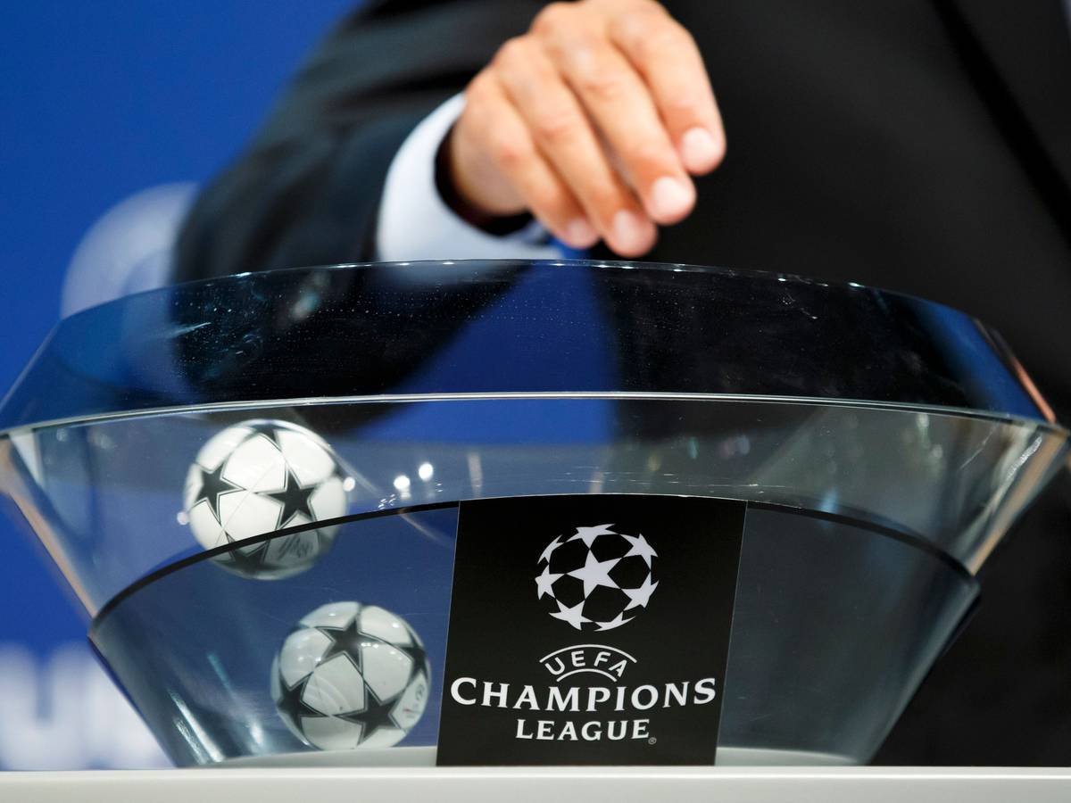 Loskugeln bei einer Auslosung zur UEFA Champions League