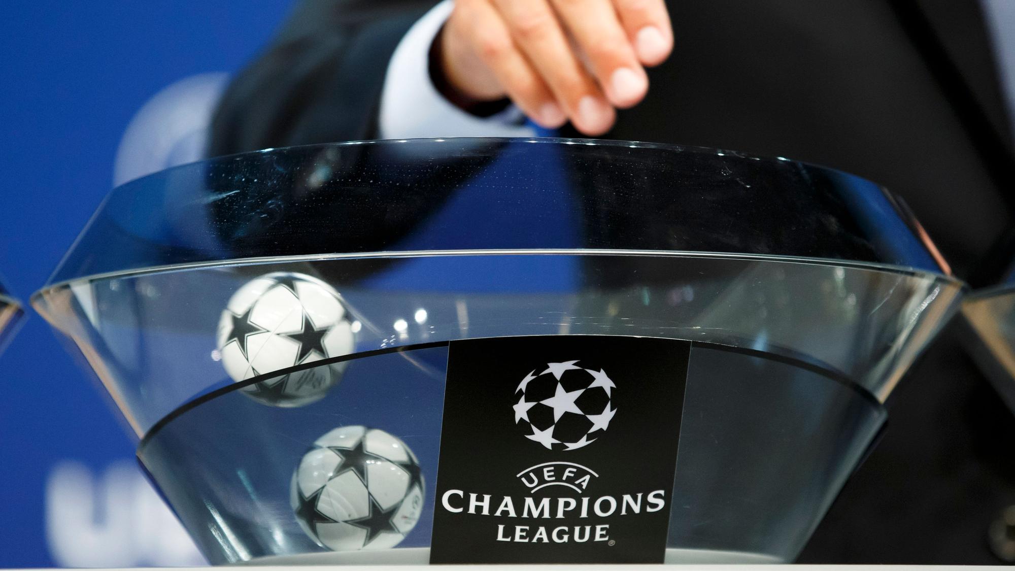 Loskugeln bei einer Auslosung zur UEFA Champions League