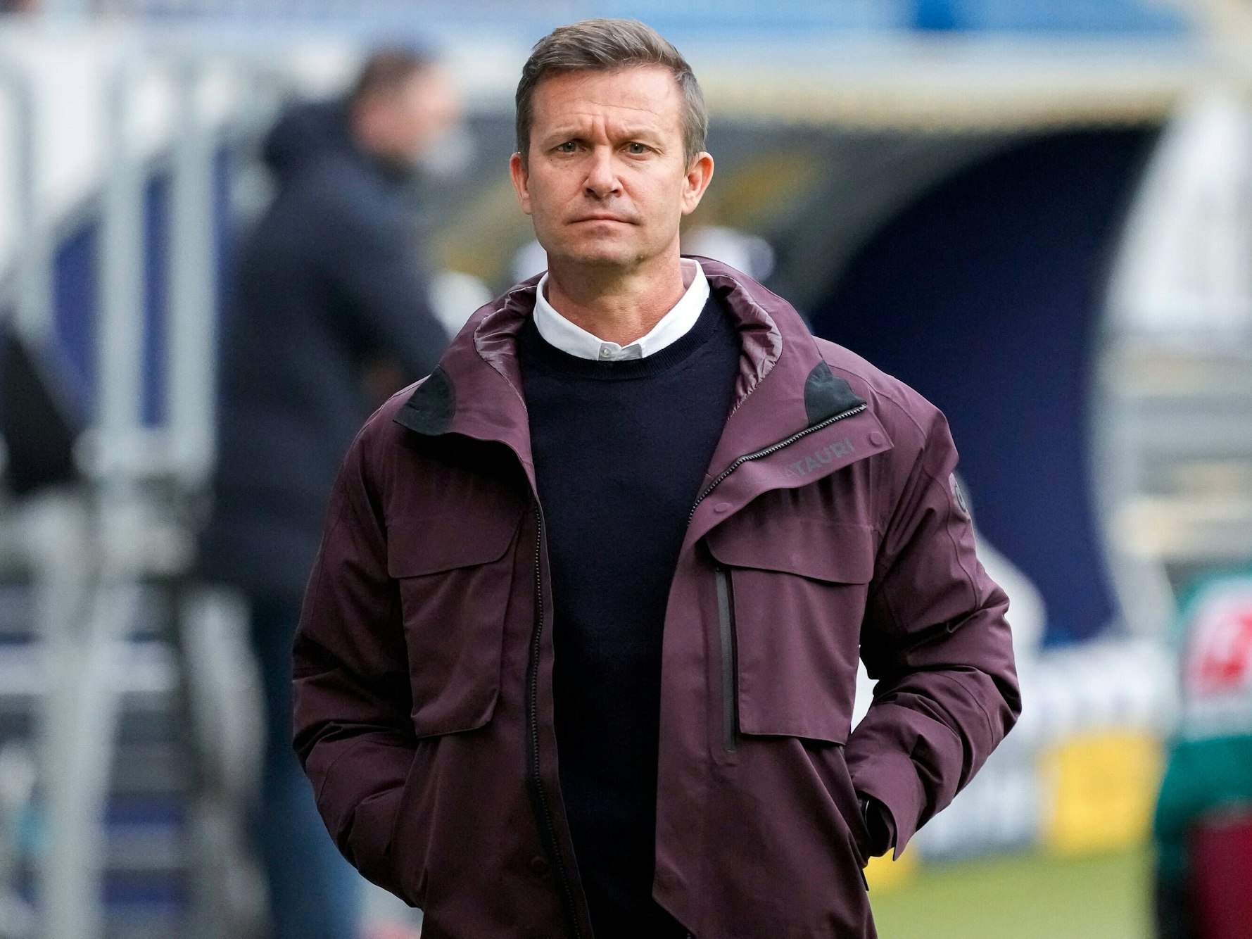 RB-Leipzig Cheftrainer Jesse Marsch bei der 0:2-Niederalge in Sinsheim gegen die TSG Hoffenheim am 20. November 2021 – der Start einer neuerlichen Negativserie.