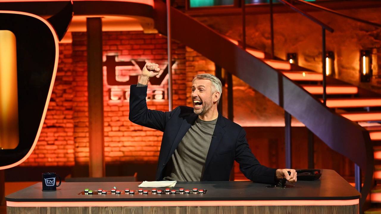 TV-Moderator Sebastian Pufpaff in der Kulisse von „TV total“.