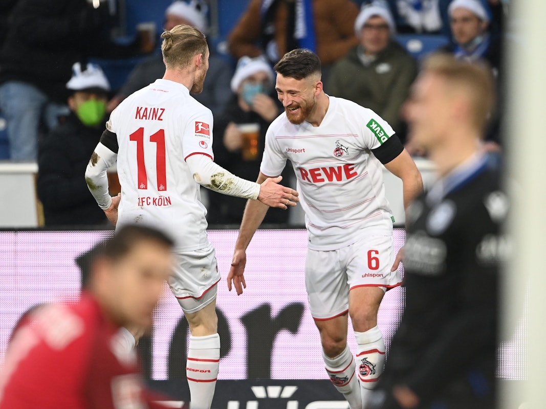 Salih Özcan jubelt für den 1. FC Köln gegen Arminia Bielefeld.