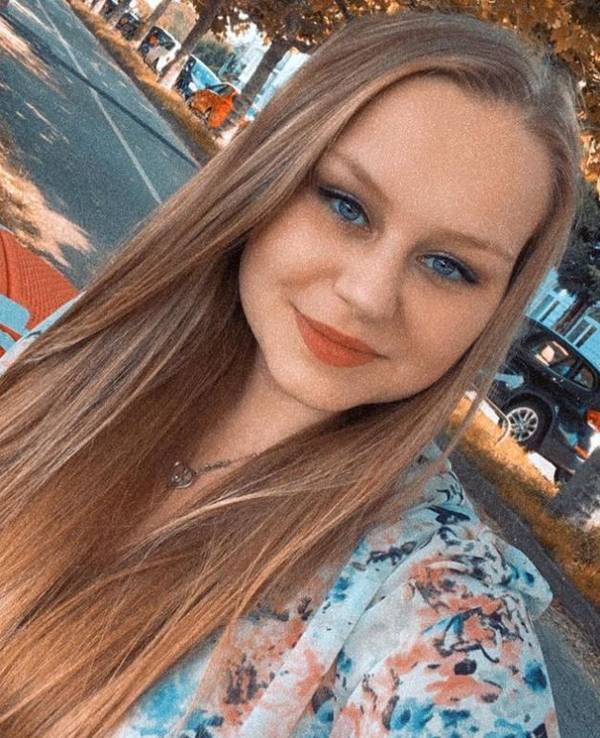 Sarah-Jane Wollny auf einem Selfie.