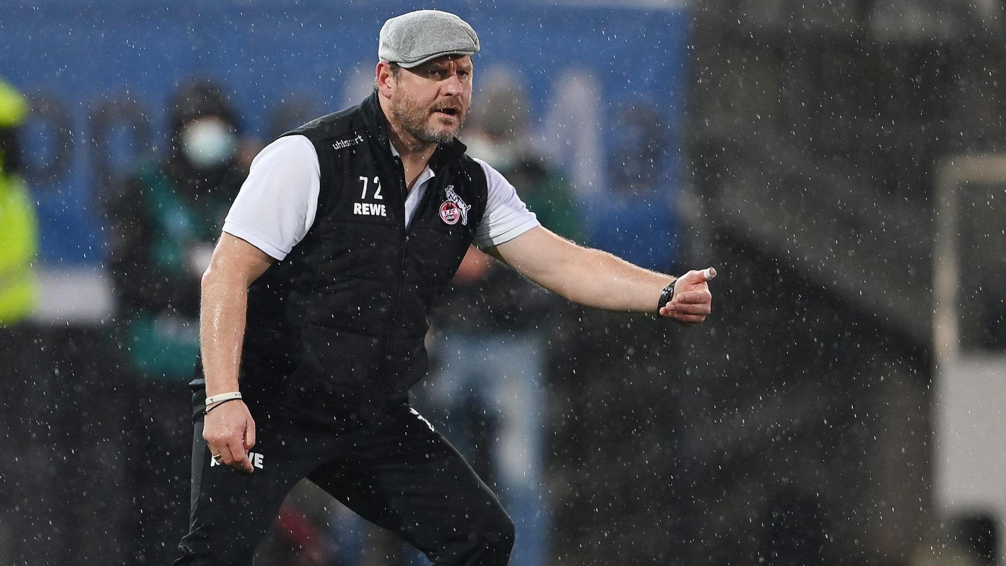 Steffen Baumgart trainiert den 1. FC Köln gegen Arminia Bielefeld.