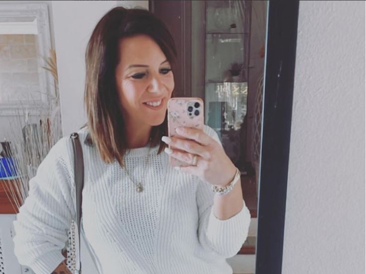 Das Foto zeigt Daniela "Danni" Büchner lächelnd bei einem Selfie