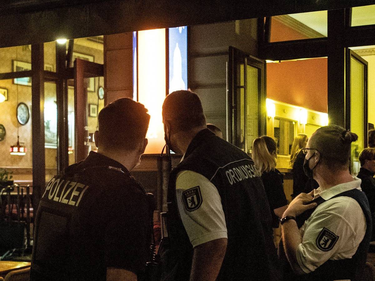 Auch über Bußgelder bei Regelverstößen könnte erneut diskutiert werden (hier ein Symbolfoto von einem Einsatz der Polizei und des Ordnungsamtes).