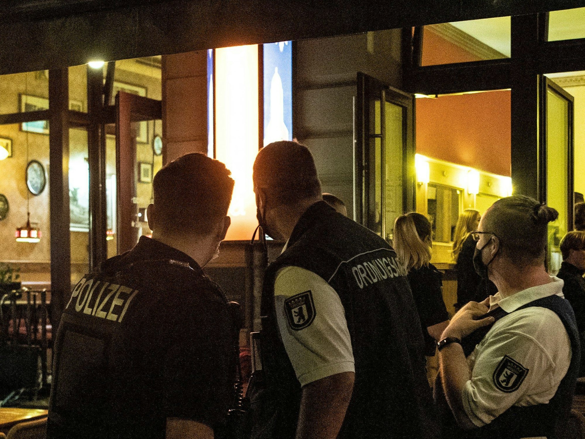 Auch über Bußgelder bei Regelverstößen könnte erneut diskutiert werden (hier ein Symbolfoto von einem Einsatz der Polizei und des Ordnungsamtes).