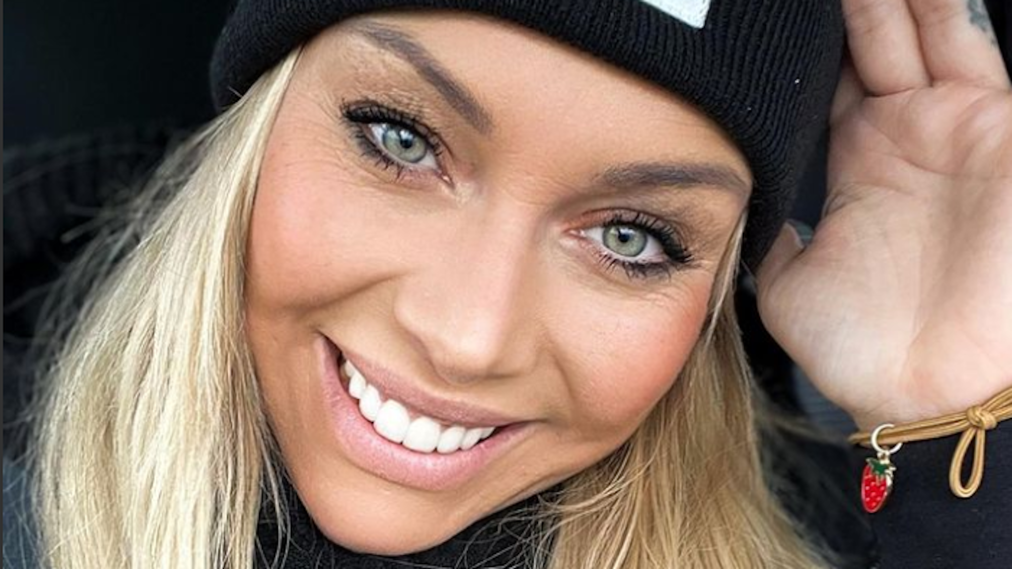 „Goodbye Deutschland“-Auswanderin Julia Holz lächelt auf einem Selfie vom 04. Dezember 2021.