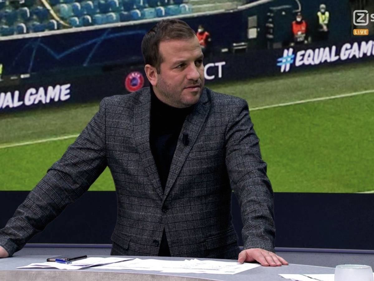 Rafael van der Vaart sitzt beim niederländischen TV-Sender Ziggo Sport Select als TV-Experte.