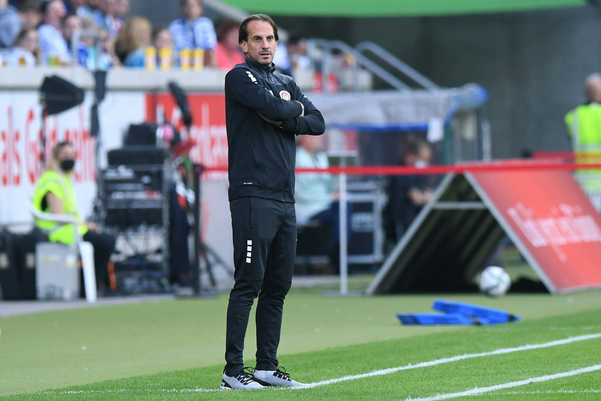 Rüdiger Rehm an der Seitenlinie