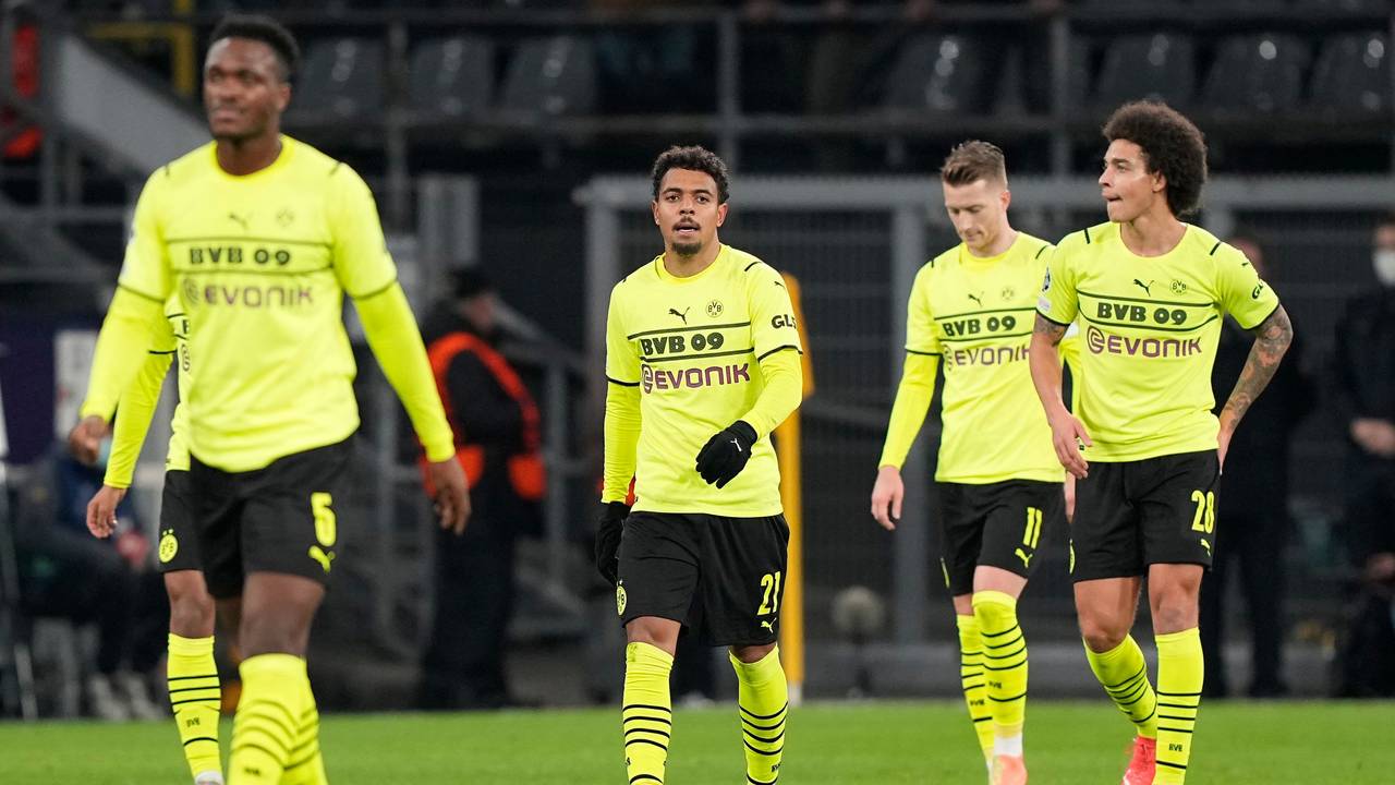 Die Dortmunder Donyell Malen, Marco Reus und Axel Witsel (v.l.).