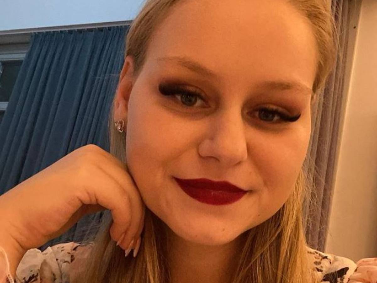 Das Selfie zeigt Sarah-Jane Wollny ganz schlank, veröffentlicht wurde das Foto am 11. November 2021 auf ihrem Instagram-Account.