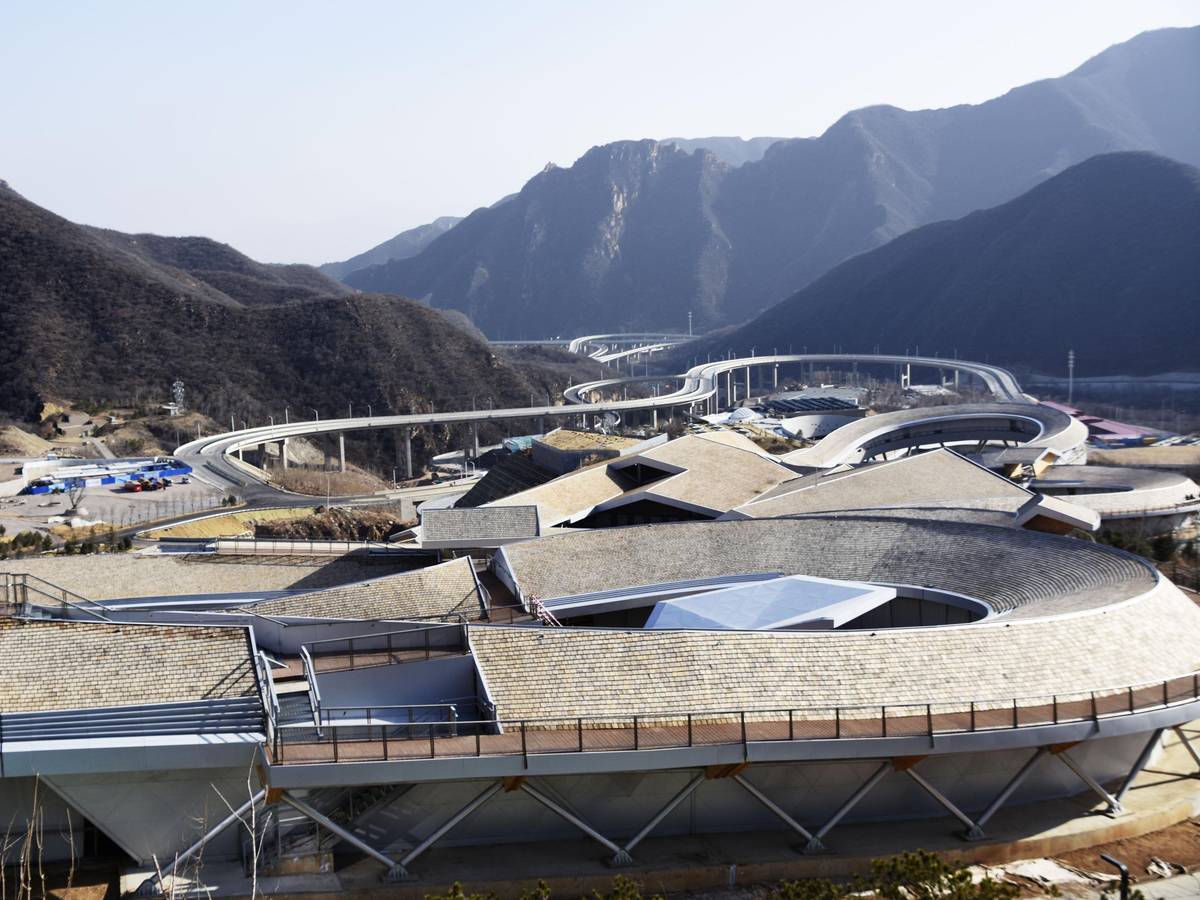 National Sliding Centre in der Umgebung von Peking