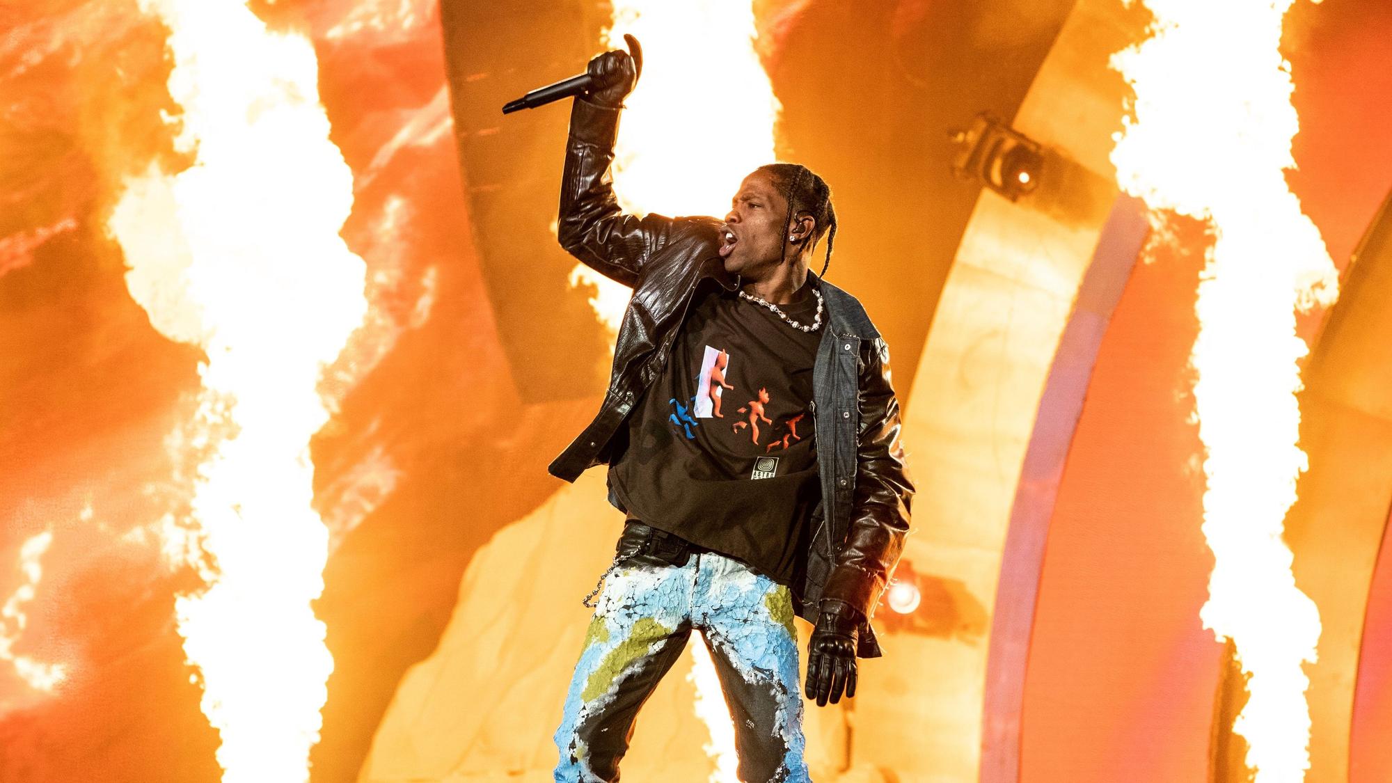 Travis Scott tritt auf dem „Astroworld Music Festival“ am 5. November auf. Bei dem Festival sind mehrere Menschen ums Leben gekommen.