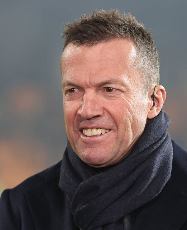 Lothar Matthäus lacht als TV-Experte.