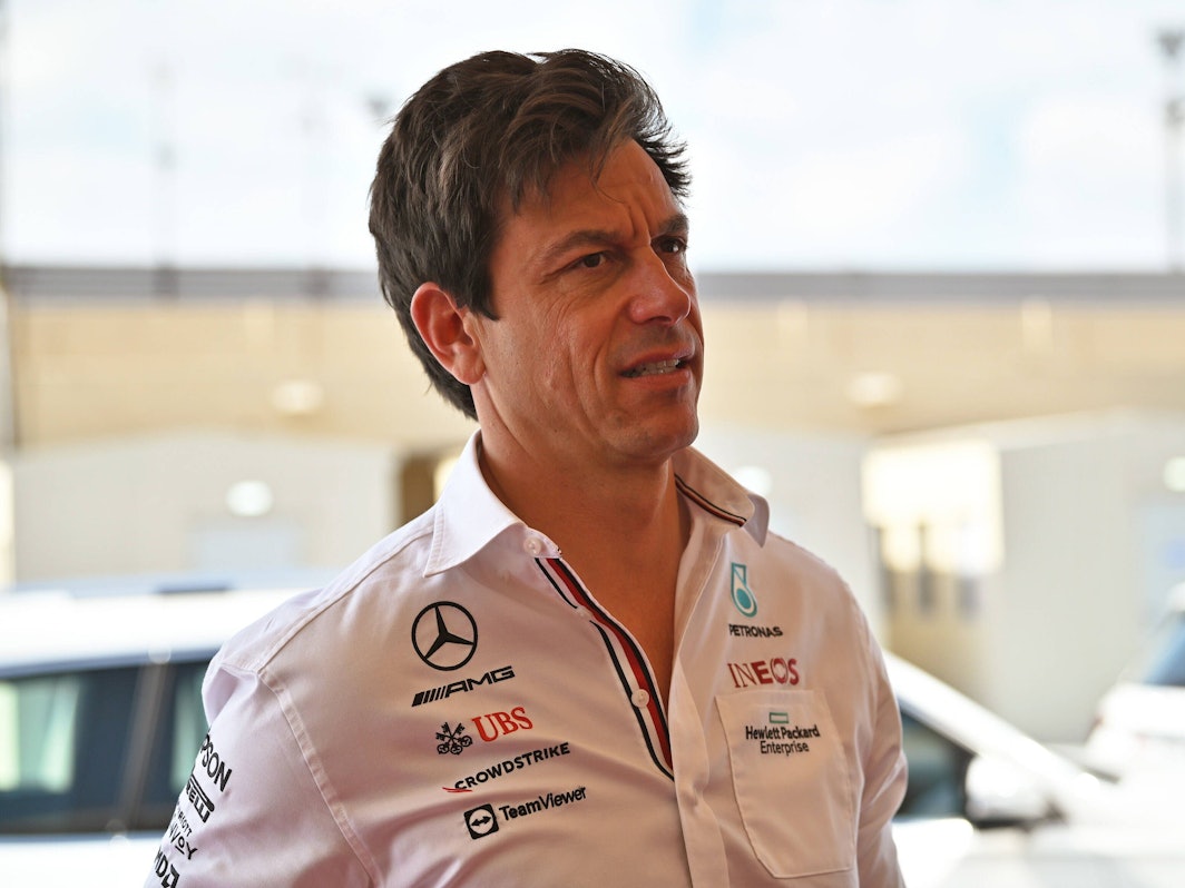 Toto Wolff beim Rennen in Abu Dhabi