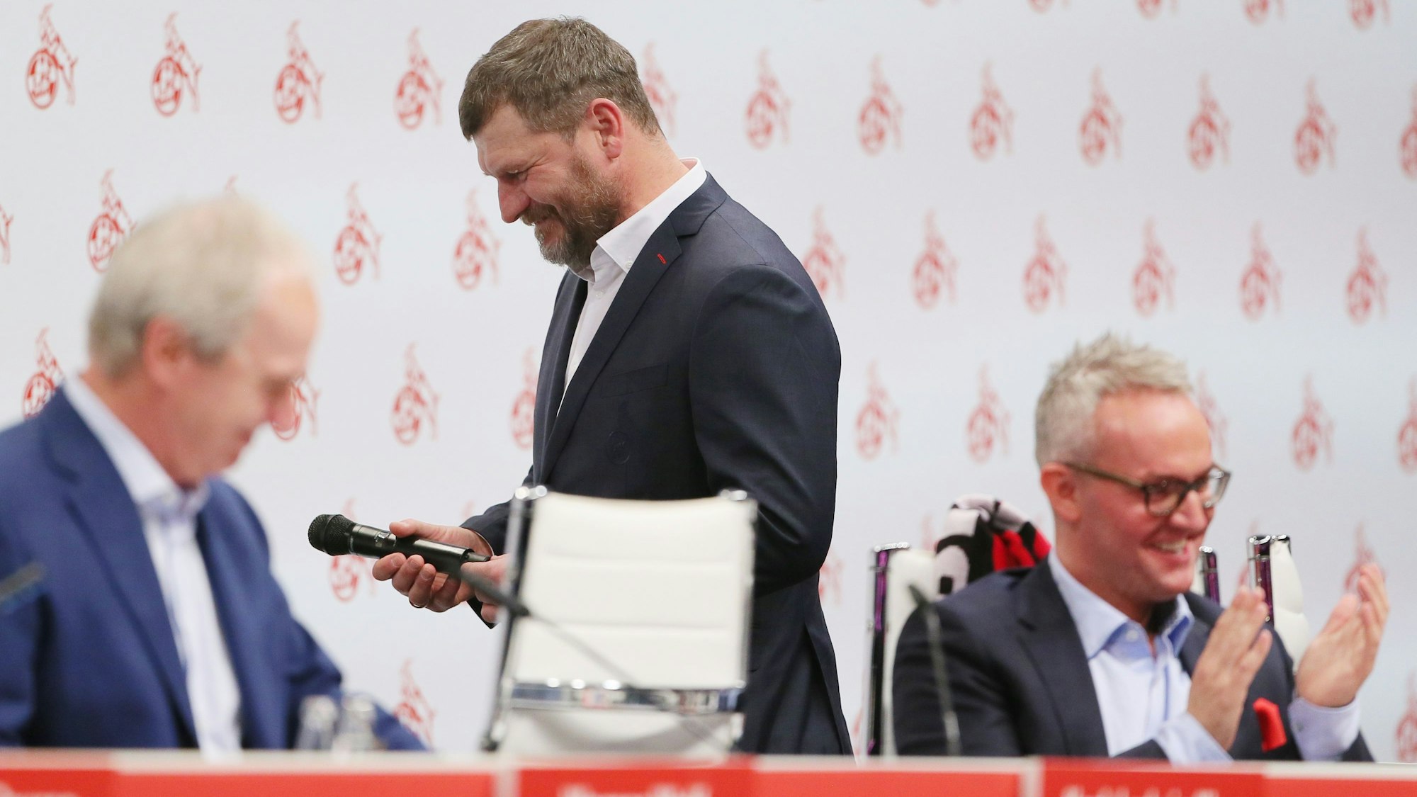 Steffen Baumgart und Alexander Wehrle nehmen an der Mitgliederversammlung des 1. FC Köln teil.