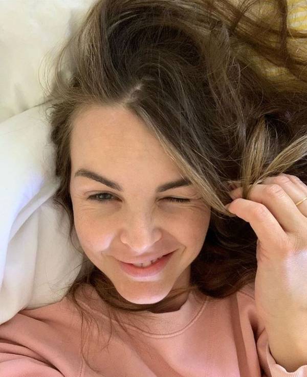 Moderatorin Annika Lau auf einem Selfie vom 10. April 2020.