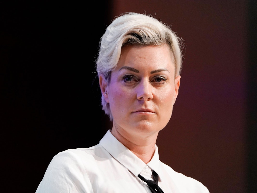 Doc Caro (hier 2021 in Köln) hat sich klar zur Impfpflicht positioniert.