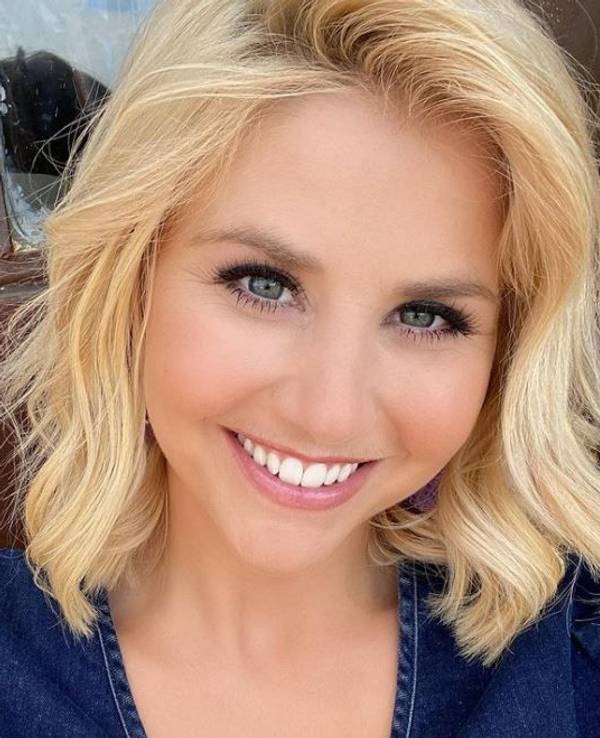 Beatrice Egli: Die schöne Schlagersängerin macht ein Auftritt sehr glücklich. Dieses Selfie hat sie am 20. Juni 2021 auf ihrem Instagram-Account veröffentlicht.
