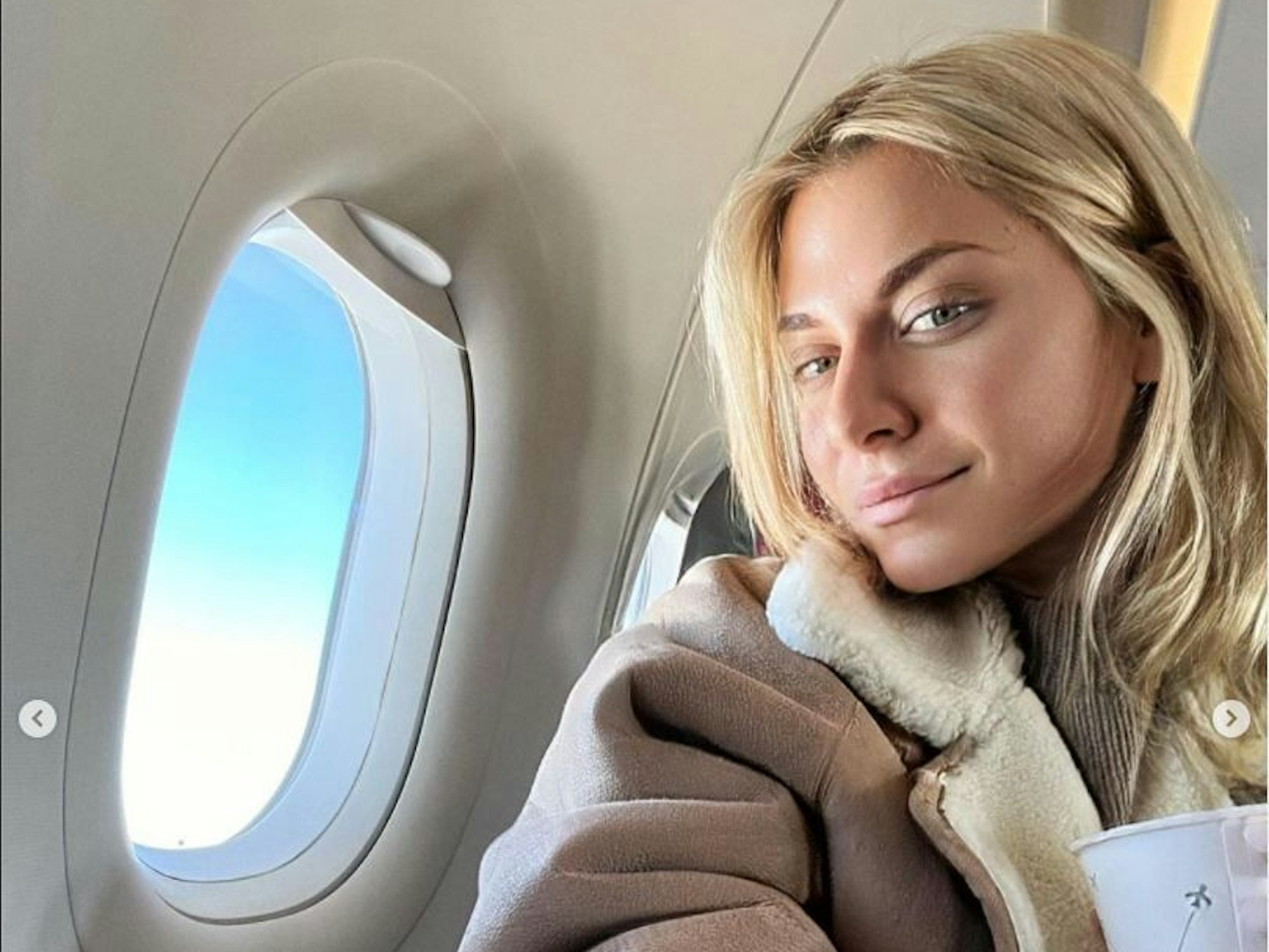 Valentina Pahde Selfie am 12.12.2021 auf Instagram