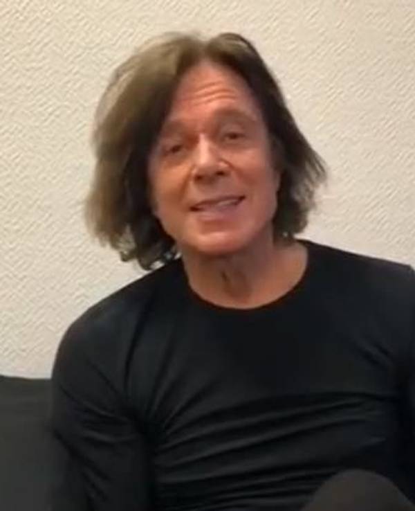 Jürgen Drews spricht normalerweise jede Woche in seinem Podcast über sein Leben: Doch plötzlich gibt es einen Ausfall des Formates. Warum? Das Foto stammt aus einem Video vom März 2019 auf seinem Instagram-Account.