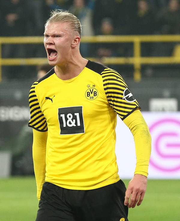 Borussia Dortmund gegen SpVgg Greuther Fürth: Erling Haaland jubelt.