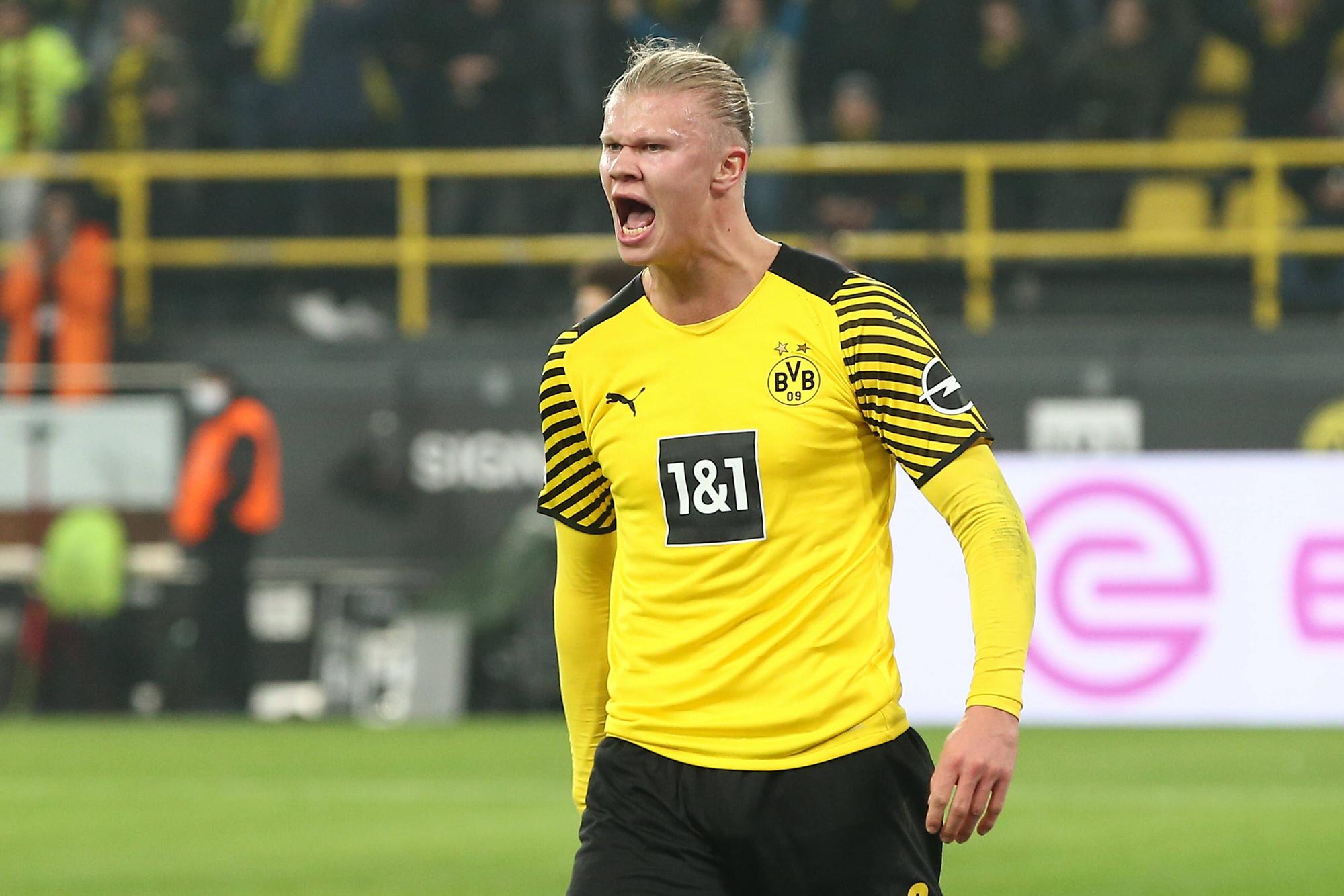 Erling Haaland jubelt über sein Tor gegen Fürth.