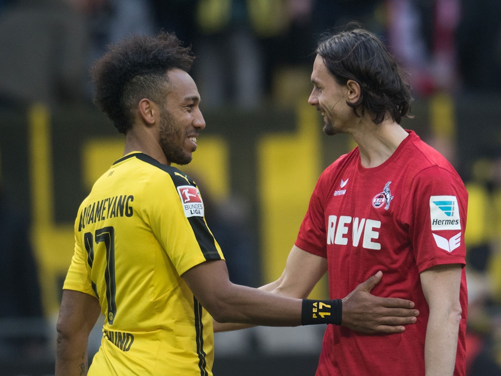 Borussia Dortmund gegen den 1. FC Köln: Es gibt nicht nur Rivalität in der Bundesliga, insbesondere unter Fans. Unser Archivbild zeigt Pierre-Emerick Aubameyang (links im BVB-Trikot) und Neven Subotic im Frühjahr 2017.