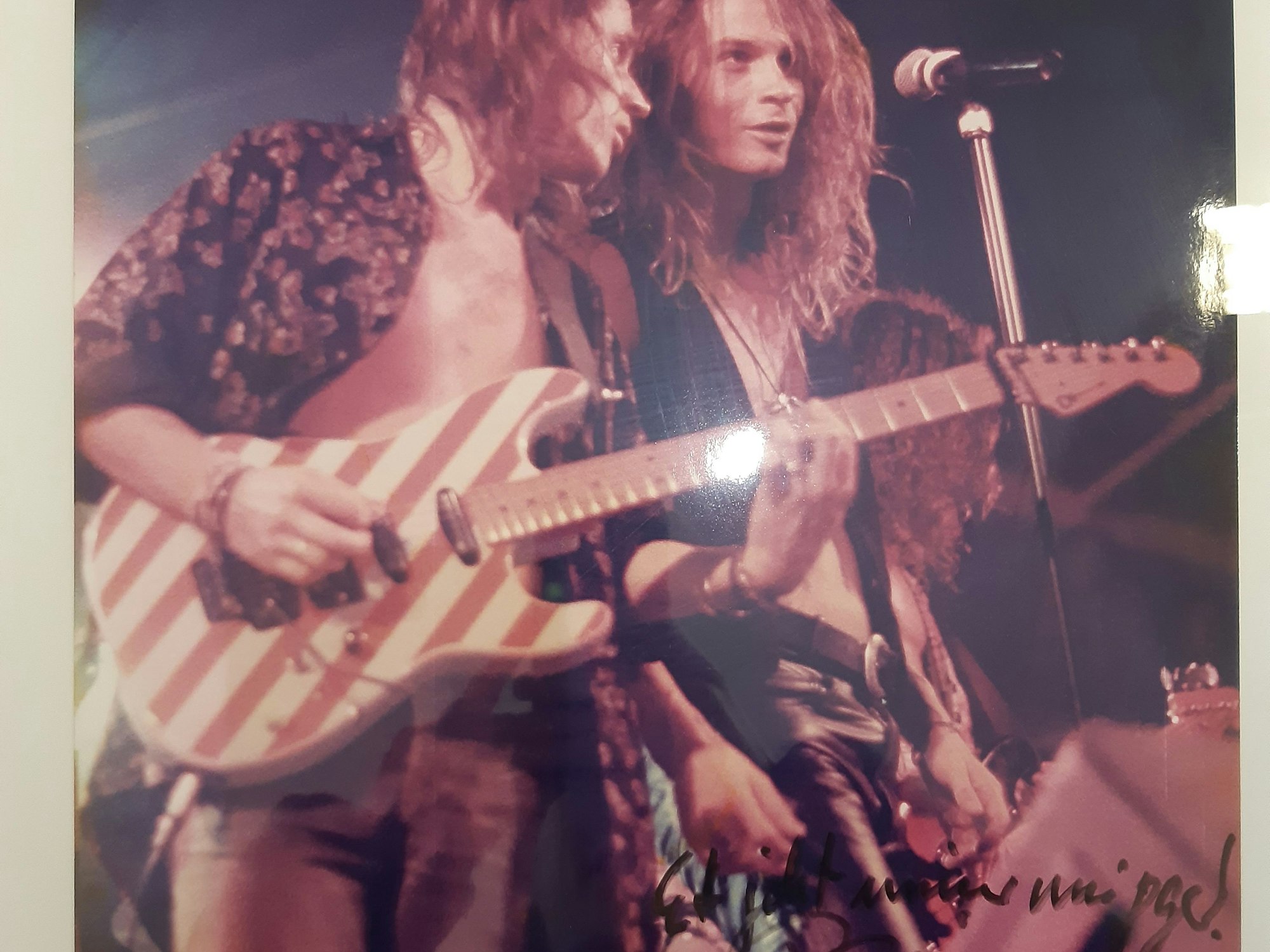 Ein älteres Bild von Peter Brings und Harry Alfter auf der Bühne.