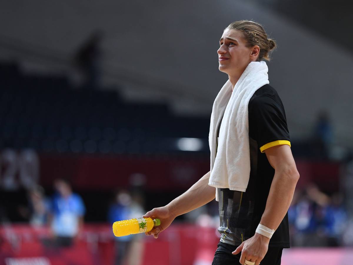 Juri Knorr wird die Handball-EM im Januar wohl verpassen, da er sich nicht impfen lassen möchte.