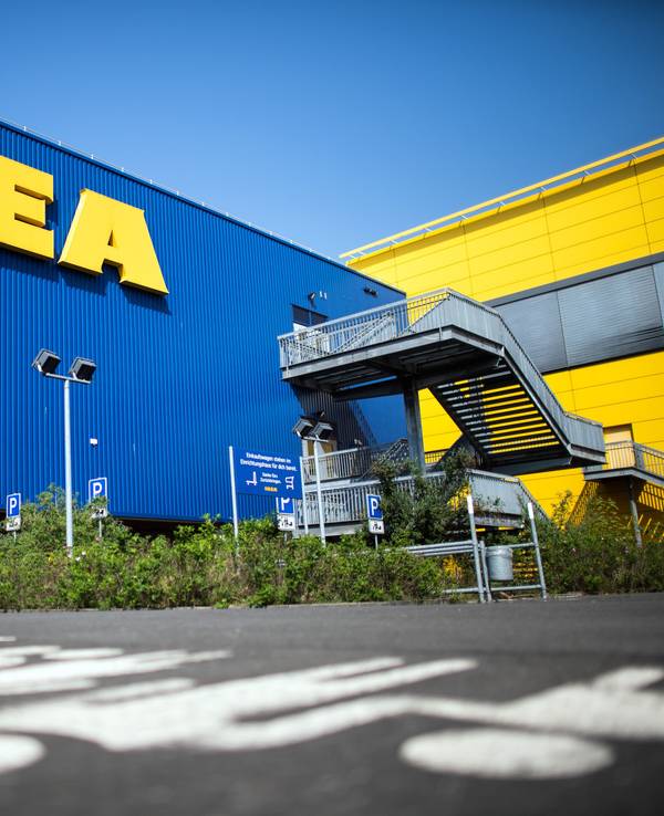 Das Bild zeigt die Filiale des Möbelriesen Ikea in Köln.