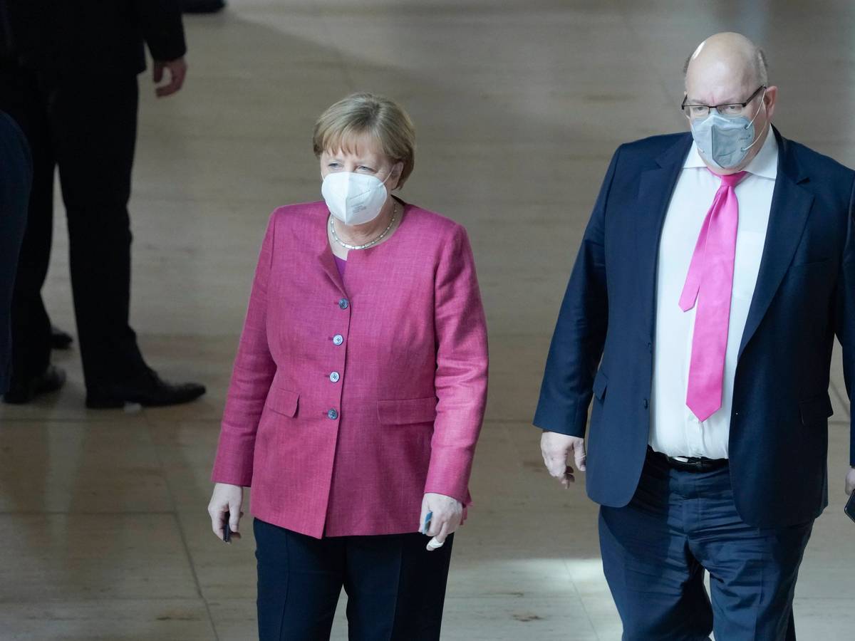 Angela Merkel und Wirtschaftsminister Peter Altmaier.