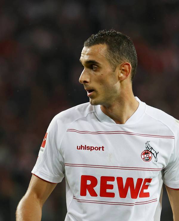 Ellyes Skhiri im Spiel gegen Greuther Fürth