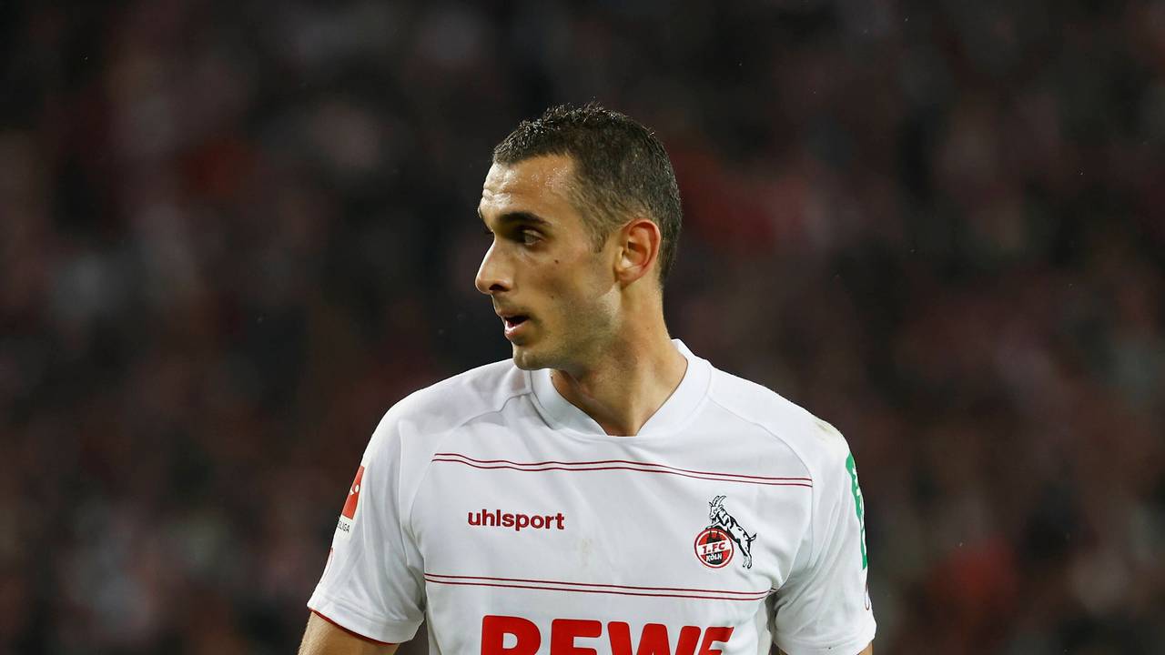 Ellyes Skhiri im Spiel gegen Greuther Fürth