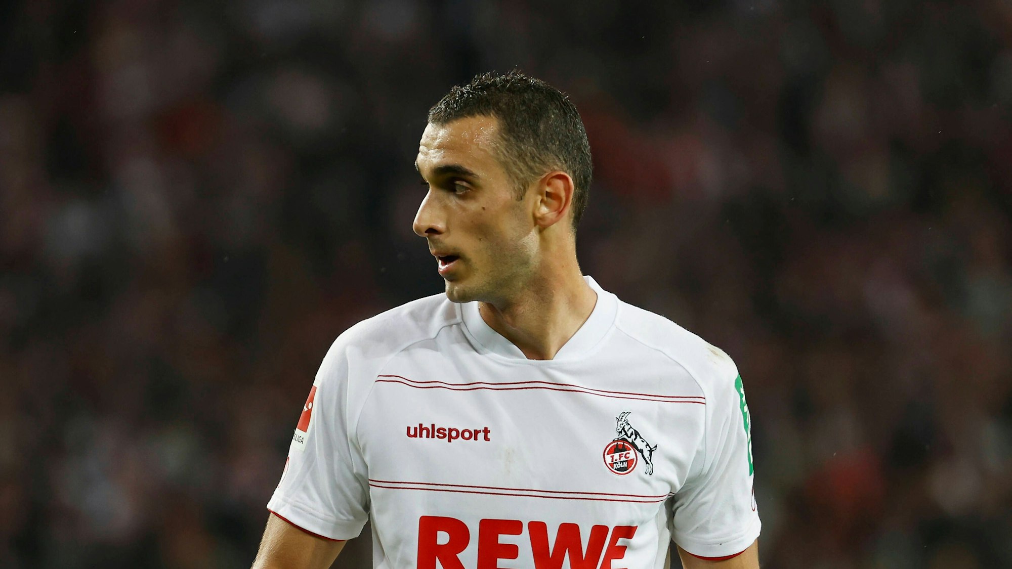 Ellyes Skhiri im Spiel gegen Greuther Fürth