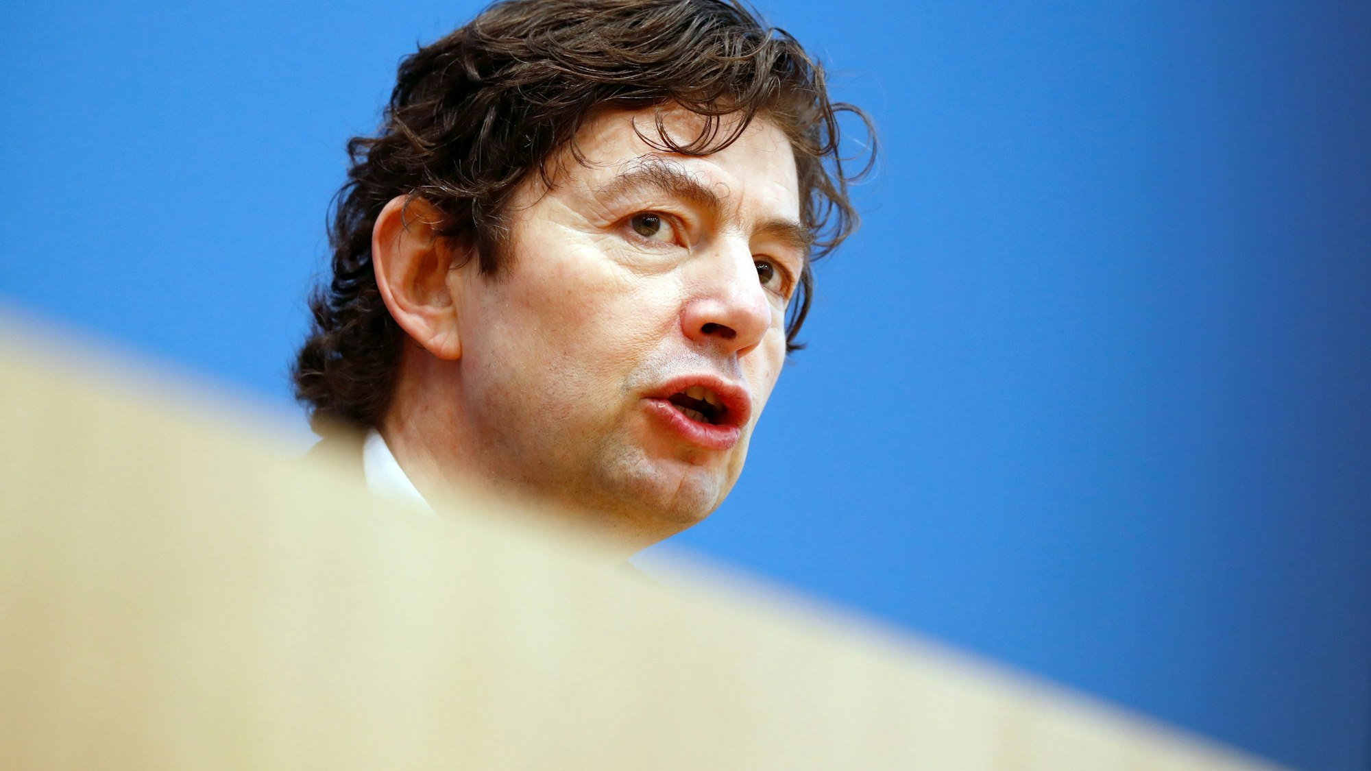 Christian Drosten, Direktor des Instituts für Virologie, Charité Berlin, nimmt an einer Pressekonferenz zur aktuellen Lage in der Corona-Pandemie teil. Das Foto wurde am 22. Januar 2021 geschossen.