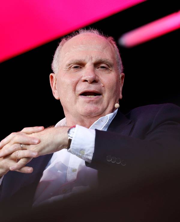 Uli Hoeneß bei Europas führender Digitalisierungsinitiative auf Entscheider-Level DIGITAL X in der Koelnmesse.