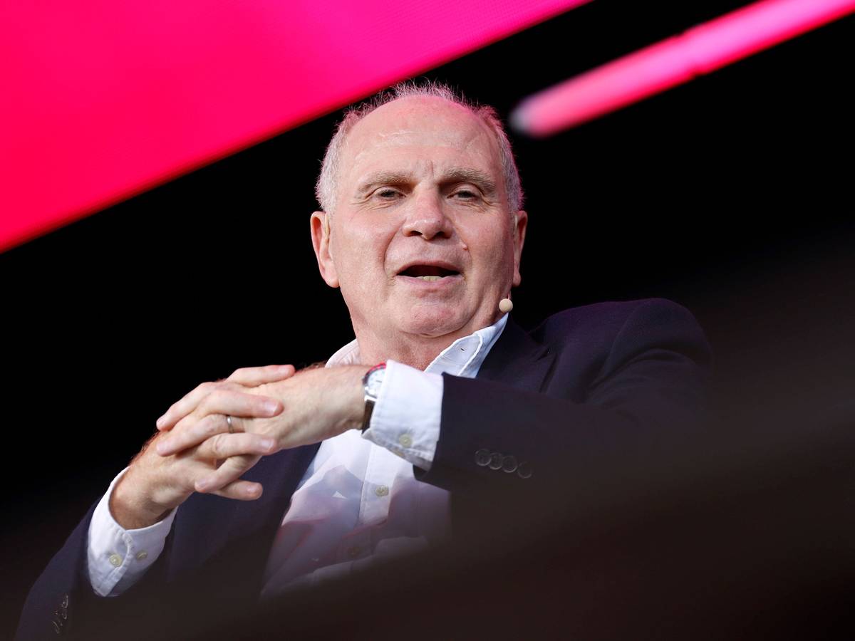 Uli Hoeneß bei Europas führender Digitalisierungsinitiative auf Entscheider-Level DIGITAL X in der Koelnmesse.