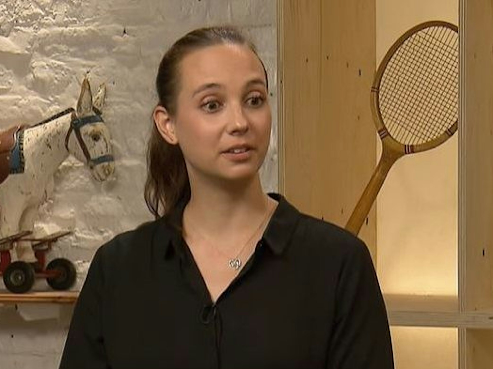 Mit der Expertise hat Dorothea Storm bei „Bares für Rares“ offensichtlich nicht gerechnet.