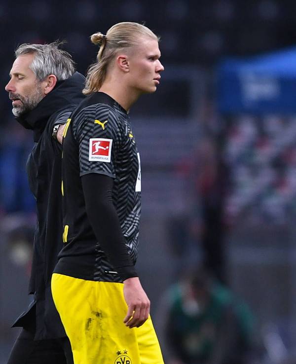 Marco Rose und Erling Haaland enttäuscht nach der Niederlage.