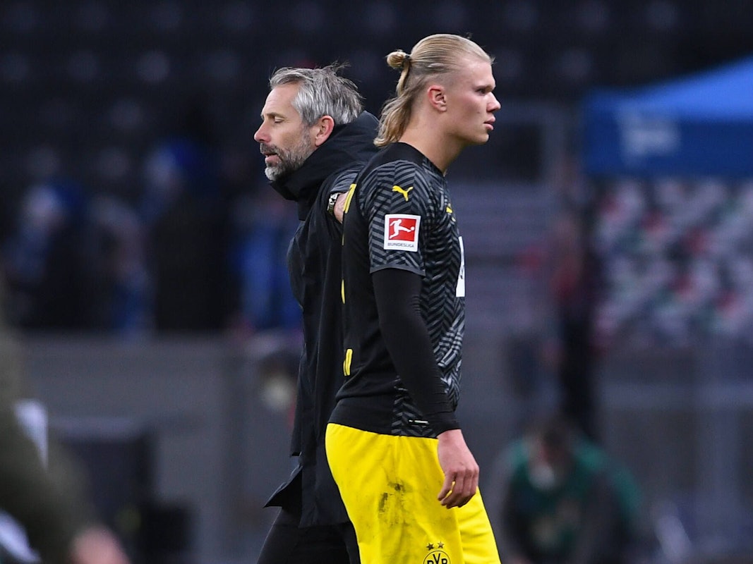 Marco Rose und Erling Haaland enttäuscht nach der Niederlage.