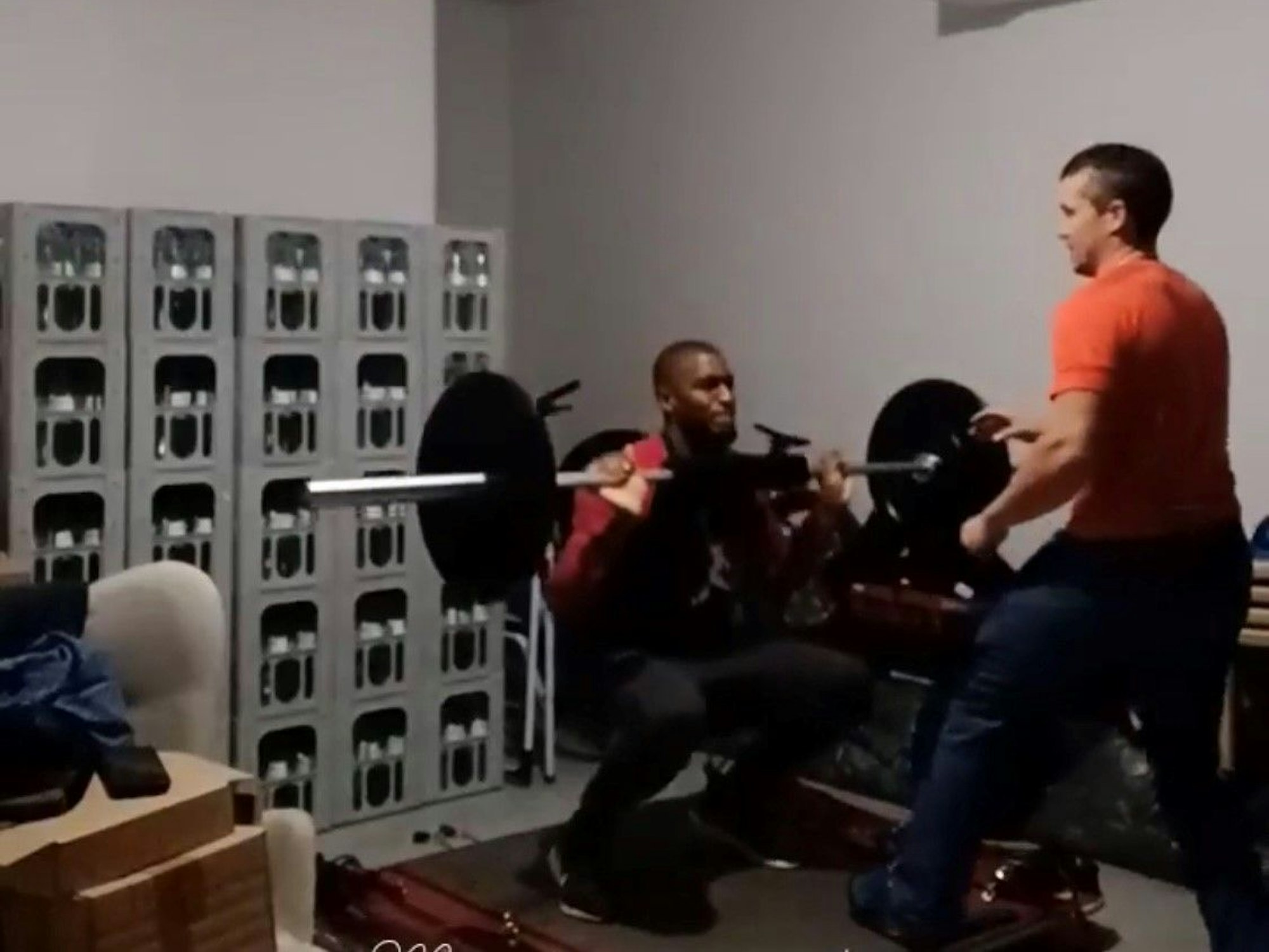 Anthony Modeste trainiert mit seinem Fitnesstrainer.