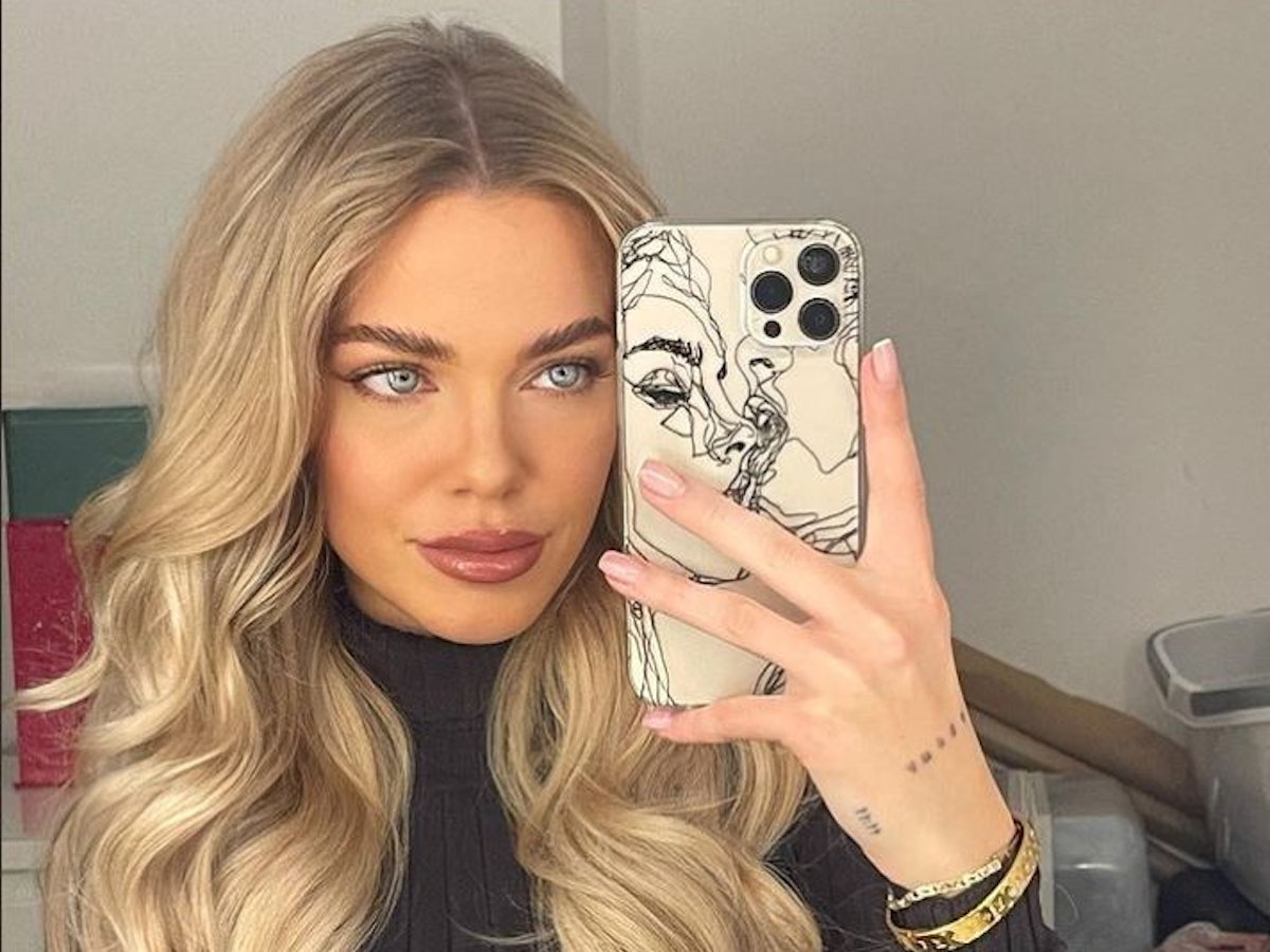 Fans sorgen sich um die frisch operierte Laura Maria (hier auf einem Selfie vom 16. Dezember 2021), die mal die Freundin von Pietro Lombardi war.