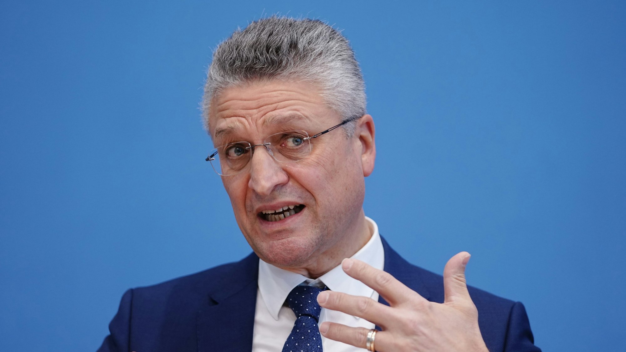 Lothar H. Wieler, Präsident des Robert-Koch-Instituts (RKI), gibt eine Pressekonferenz zur Entwicklung in der Corona-Pandemie in der Bundespressekonferenz. +++ dpa-Bildfunk +++