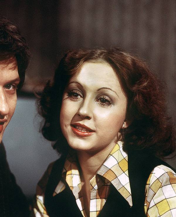 Auf dem Foto sieht man Rita (Hildegard Krekel) und Michael (Diether Krebs) aus der Serie „Ein Herz und eine Seele“.
