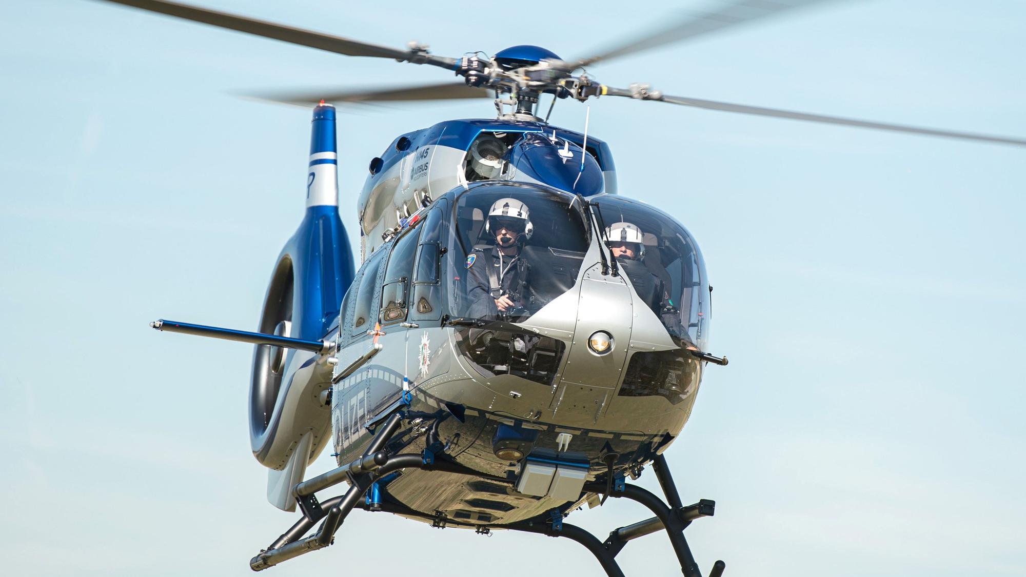 Ein Polizeihubschrauber im Einsatz