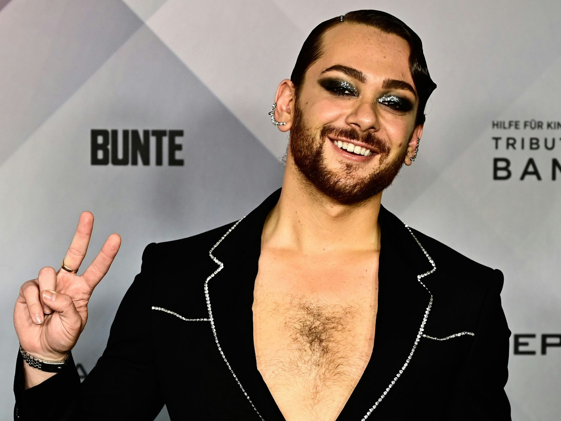 Riccardo Simonetti kommt zur Charity-Veranstaltung "Tribute to Bambi" in das Hotel «Titanic Chaussee Berlin». (zu dpa: «Riccardo Simonetti freut sich nach Erkrankung auf Weihnachten daheim») +++ dpa-Bildfunk +++