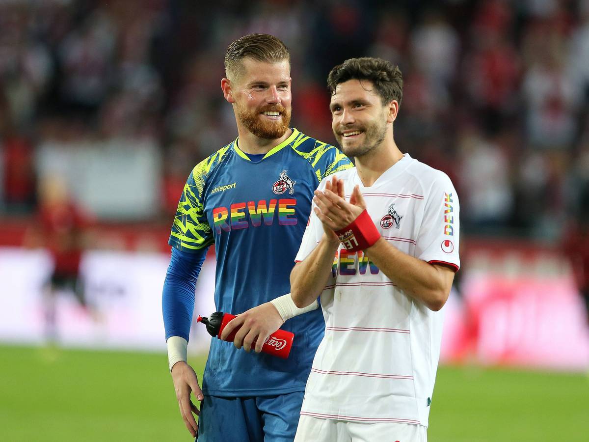 Timo Horn und Jonas Hector mit strahlenden Gesichtern.