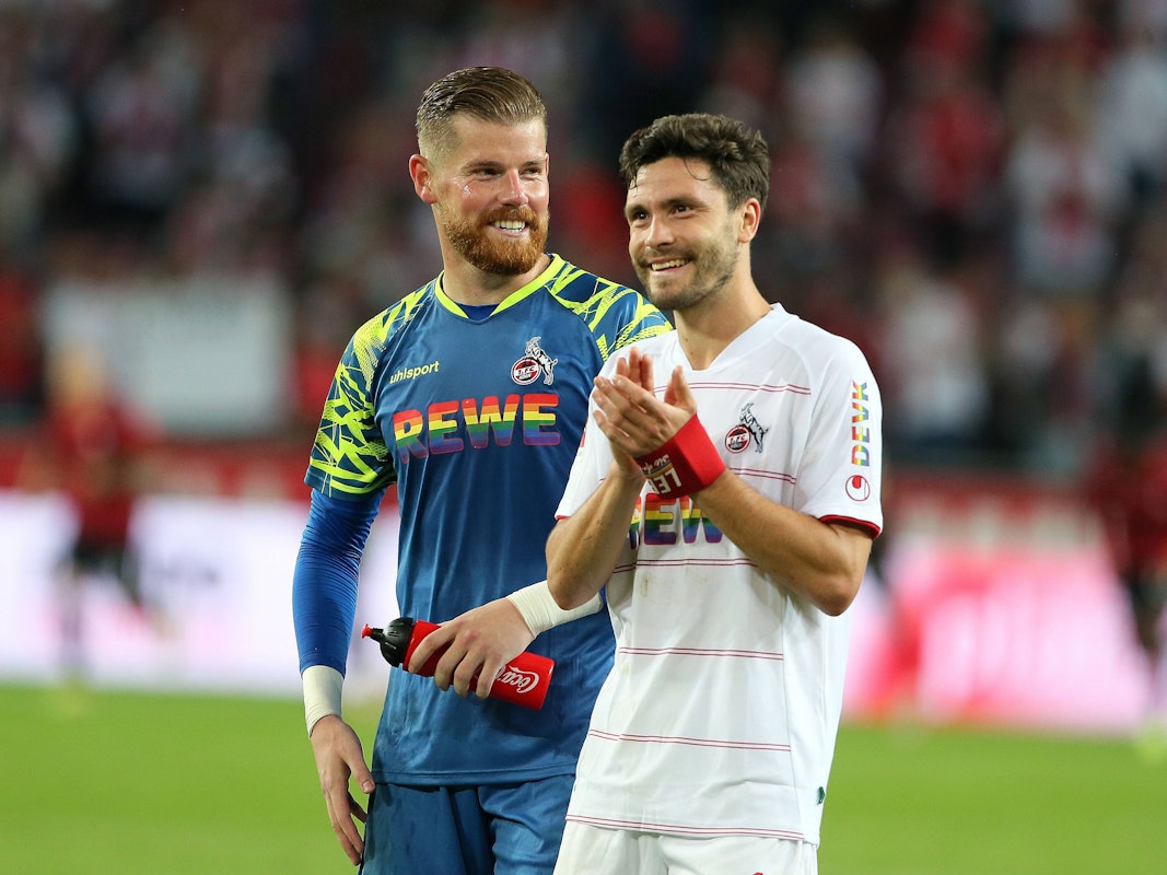 Timo Horn und Jonas Hector mit strahlenden Gesichtern.